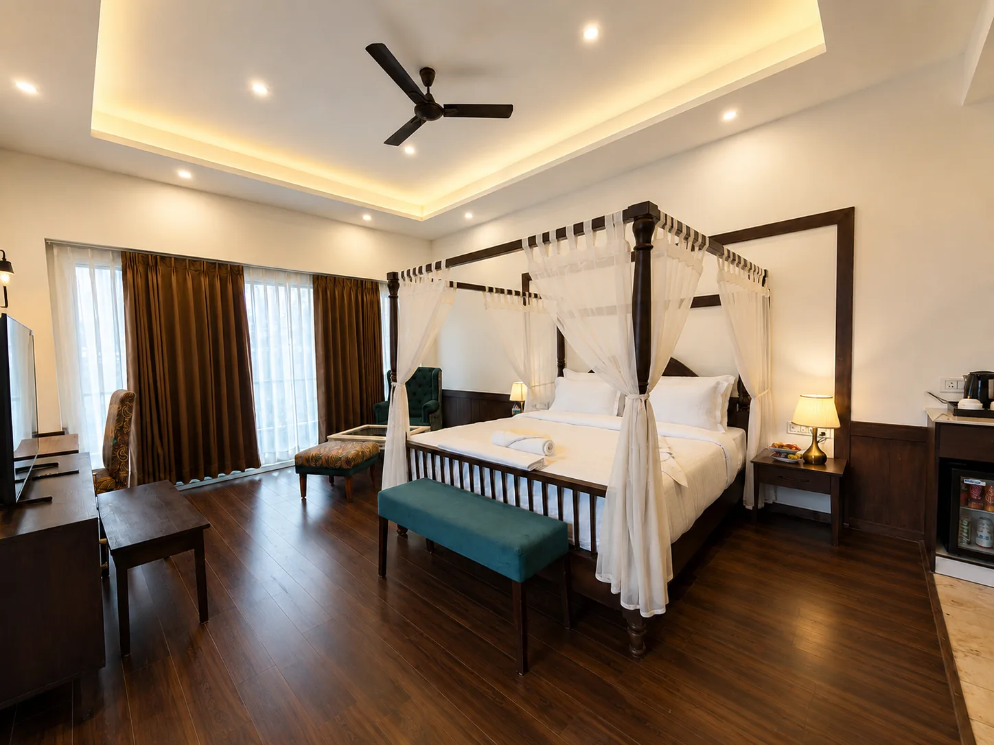 Honeymoon Suite